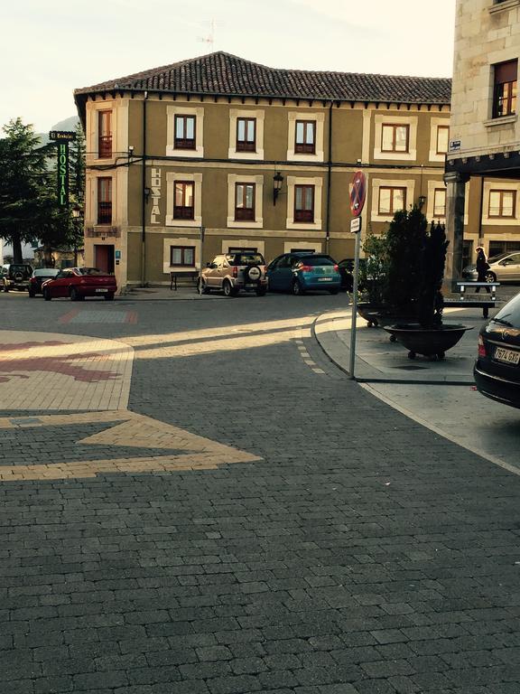 Hostal El Resbalon Cervera De Pisuerga Exterior foto