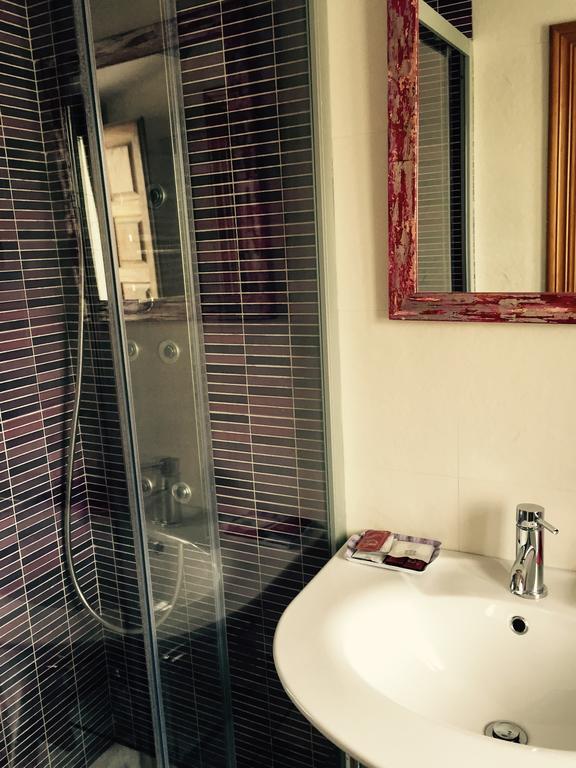 Hostal El Resbalon Cervera De Pisuerga Quarto foto
