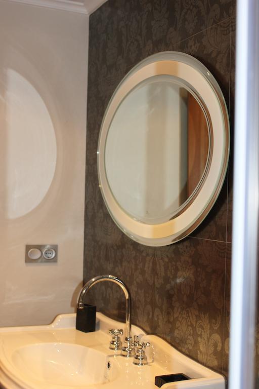 Hostal El Resbalon Cervera De Pisuerga Quarto foto